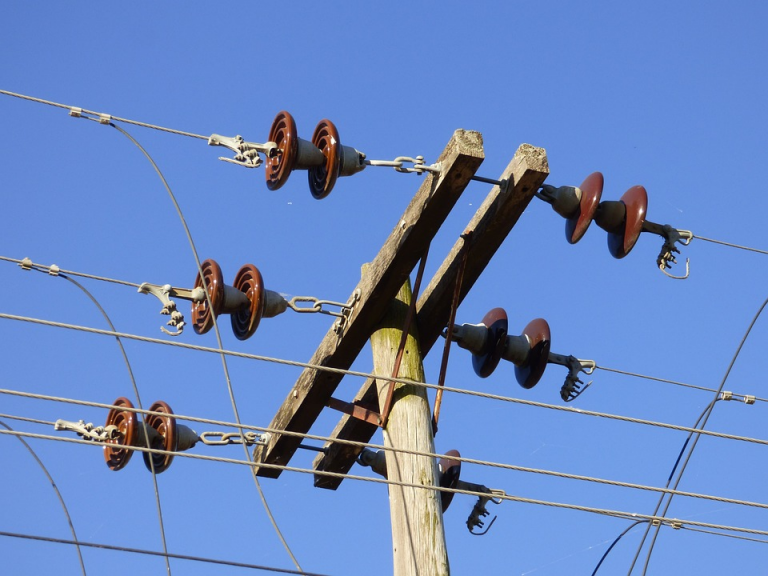 Instant Insight：How to Use Electricity Safely?